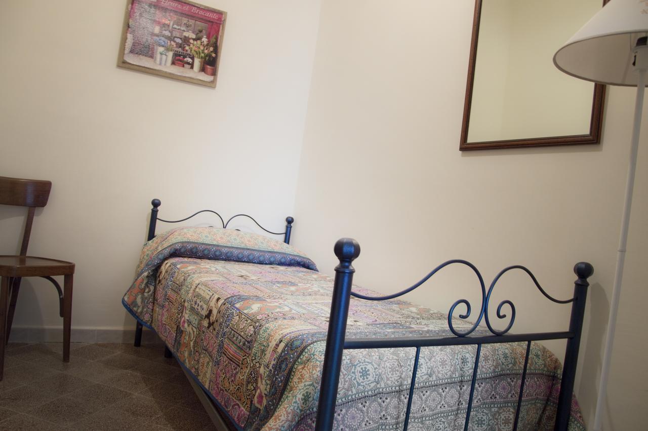 Villa Vincenza Vallo della Lucania Habitación foto