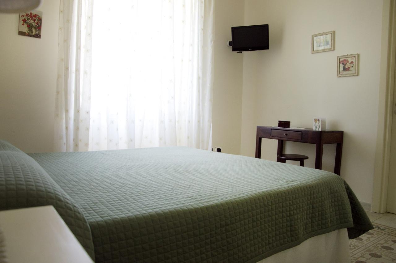 Villa Vincenza Vallo della Lucania Habitación foto